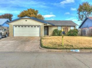 661 Camelot, Moore, OK 73160