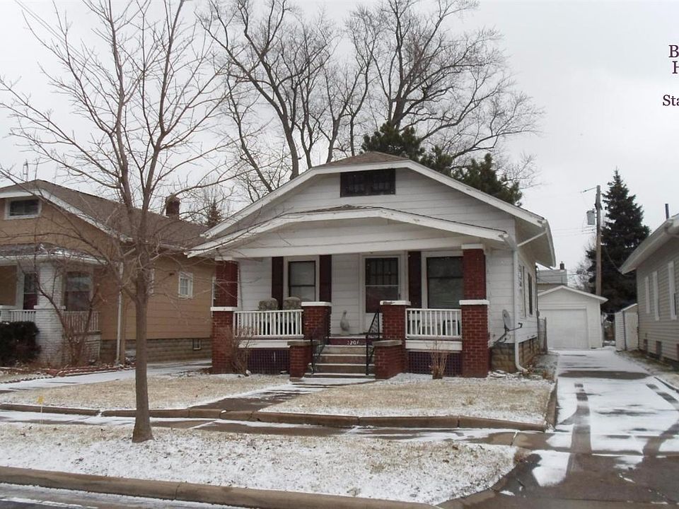 2nd image of 1206 Buckingham St