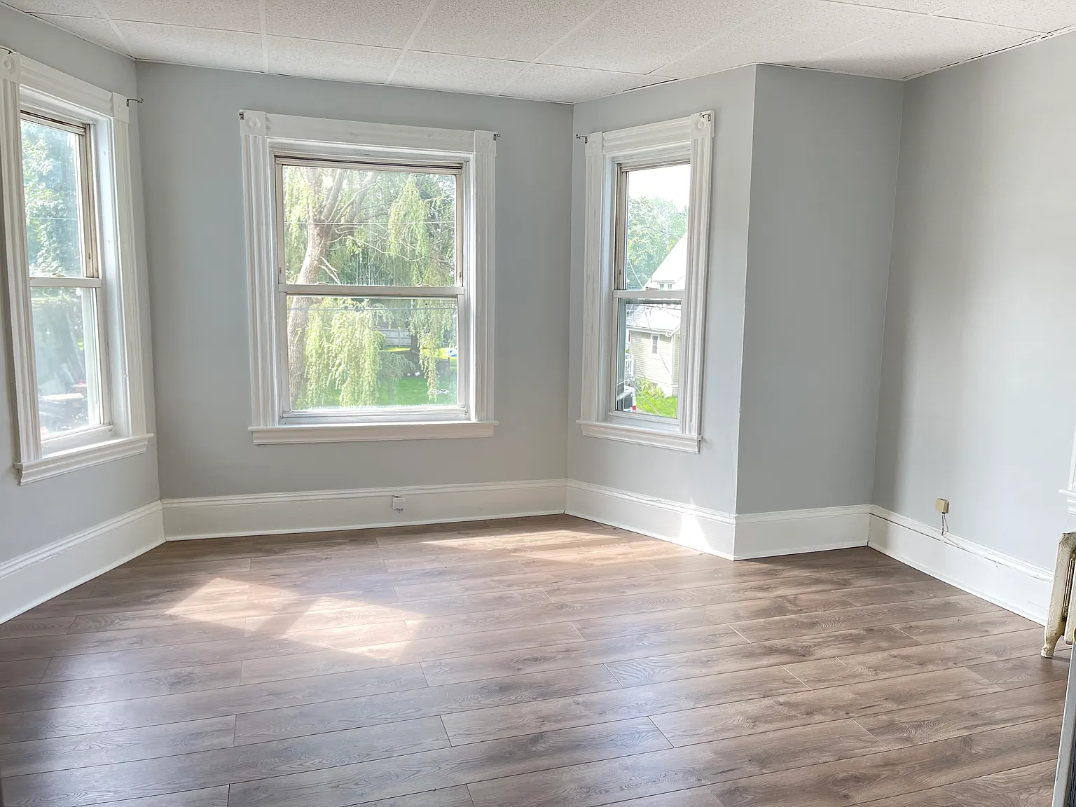 1 bed, 880 sqft, $2,000 — Photo 1