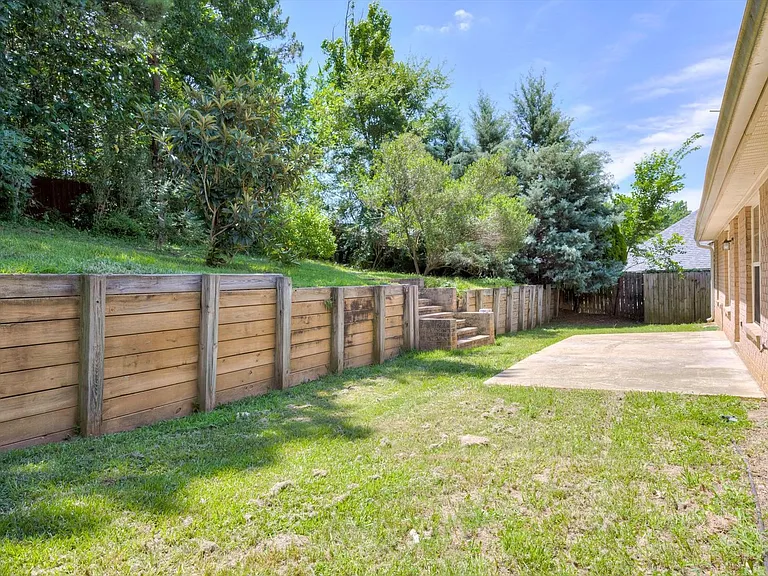 4557 Country Glen Cir — Photo 7