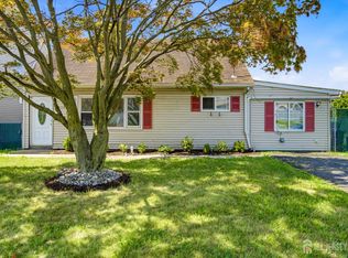 115 N Main St, Iselin, NJ 08830