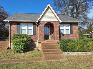 1913 S Hamilton Rd, Nashville, TN 37218