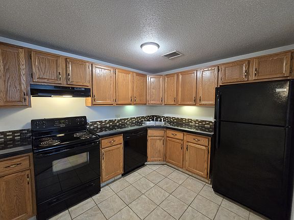 2nd image of 130 Beach St #208