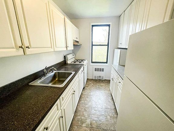 4th image of 100-25 Queens Blvd #3DD