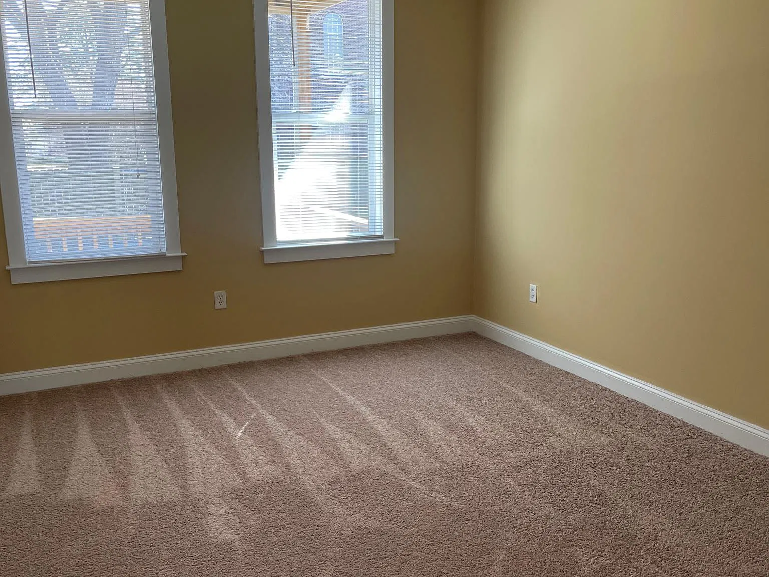 2 bed, 1040 sqft, $1,795 — Photo 4