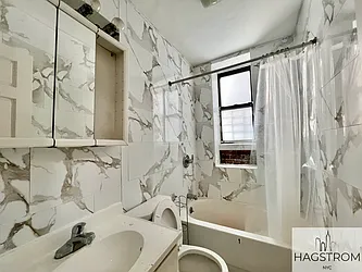 Rented by MADEHOME