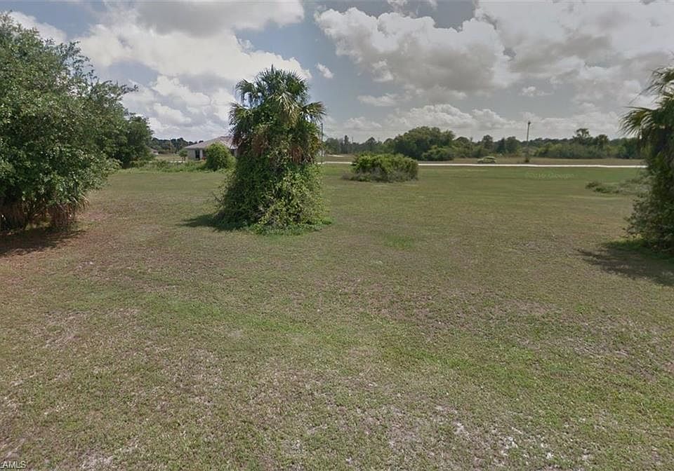2nd image of 1806 NE 34th Ln