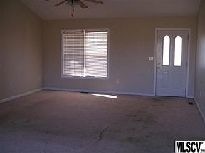 4th image of 1565 Clear Creek Ln