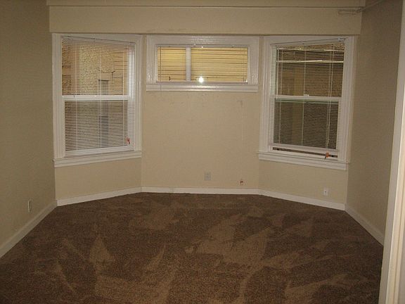 2nd image of 2109 NW Northrup St APT 3