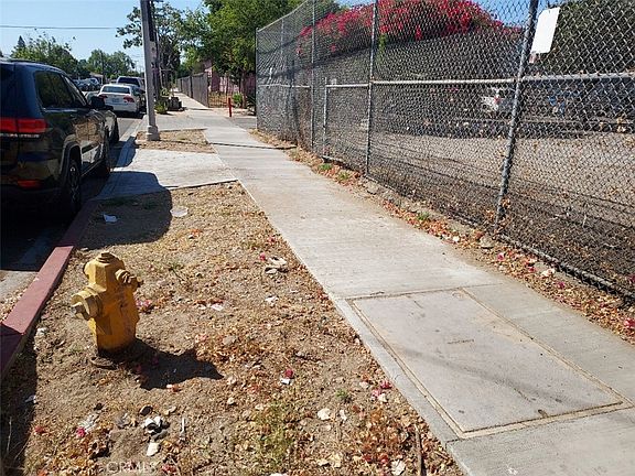 3rd image of 10550 Haddon Ave