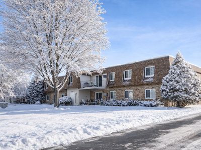 2326 20th Ave S APT 9, Fargo, ND, 58103