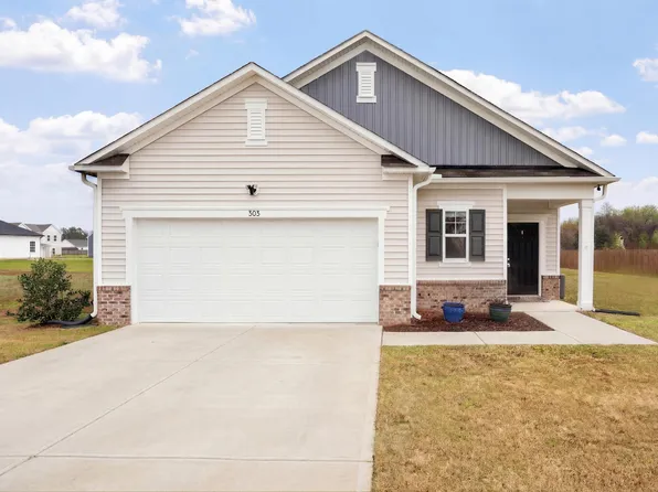 303 Kenison Way, Pikeville, NC 27863