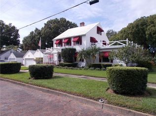 524 61st St N, Saint Petersburg, FL 33710