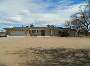 13825 Hopi Rd, Apple Valley, CA 92307