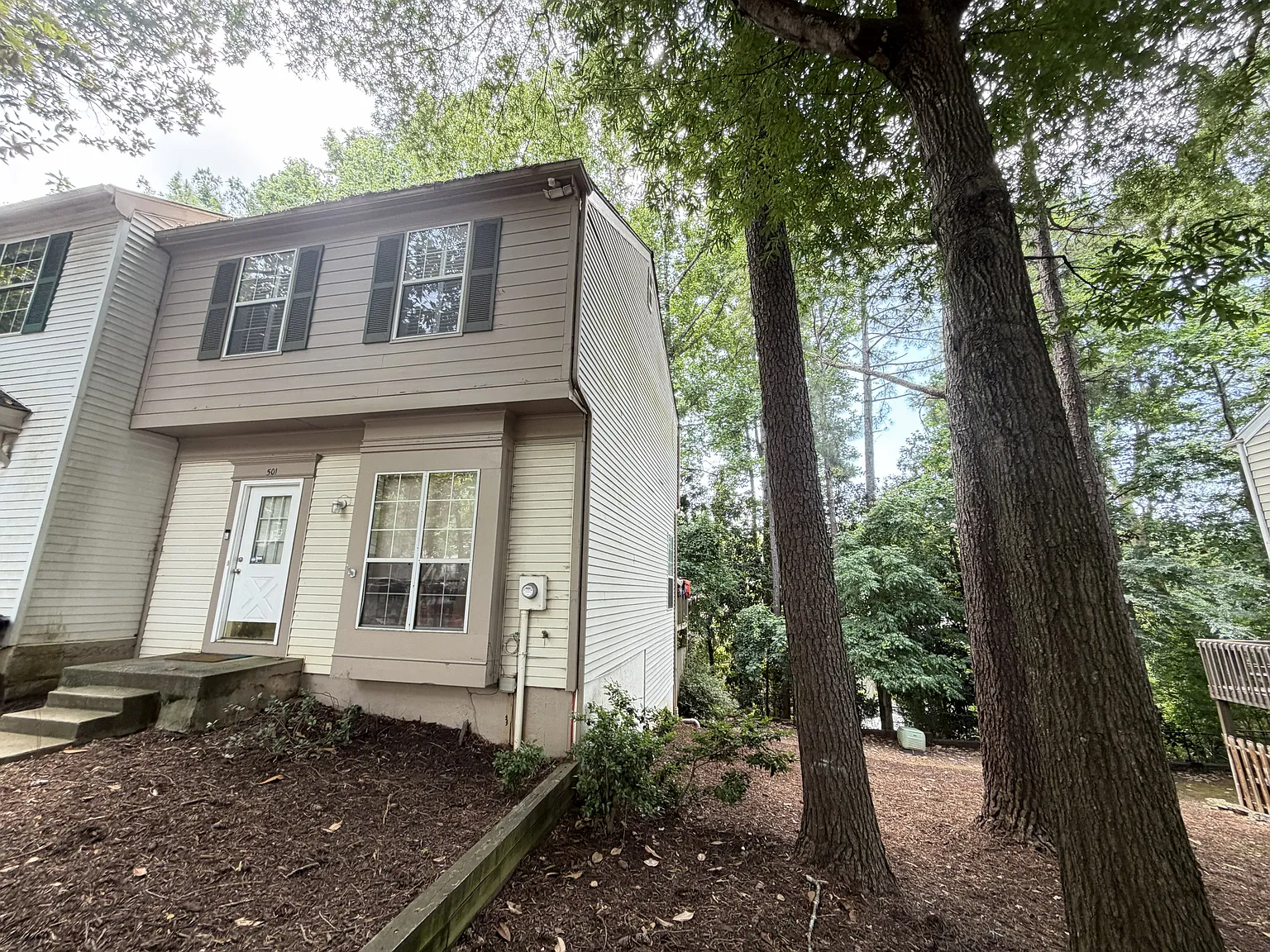 2 bed, 1288 sqft, $1,975 — Photo 1