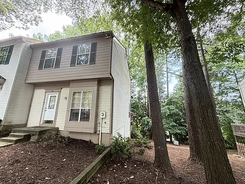 501 Wedgewood Way NE Photo 1