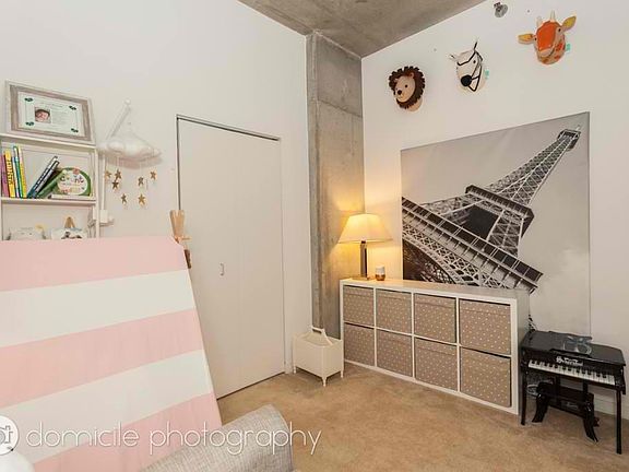 4th image of 235 W Van Buren St Unit 1414C