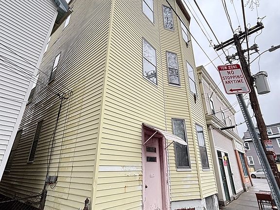 2nd image of 155 Amory St