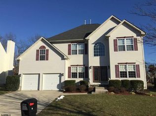 16 Chancellor Park Dr, Mays Landing, NJ 08330