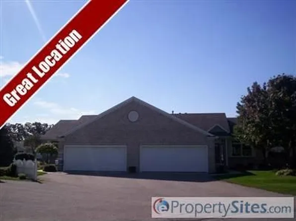 2662 Cedar Grove Ct, Jenison, MI 49428