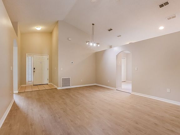 4th image of 1130 Ozark Ct