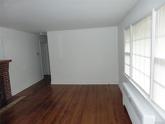 4th image of 3912 Gary Ave