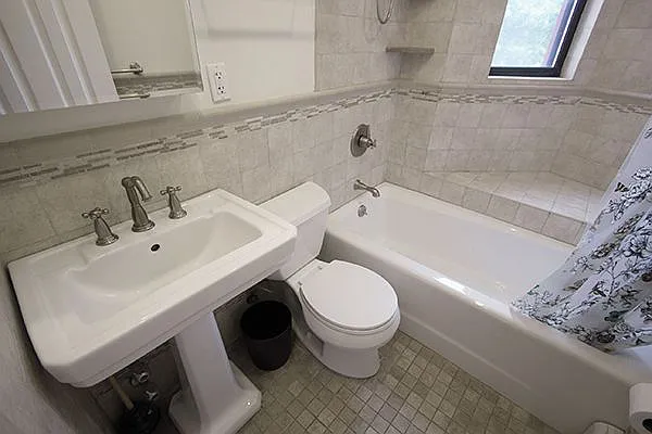 Rented by Century 21 Milestone Realty | media 8