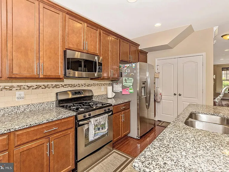 11882 Country Squire Way — Photo 12