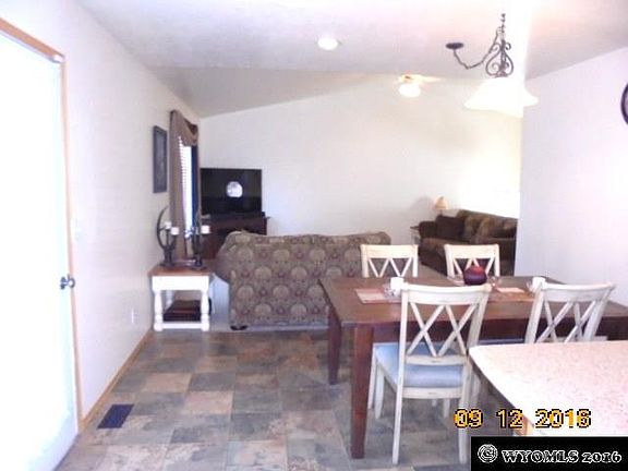 3rd image of 110 Morning Glory Way