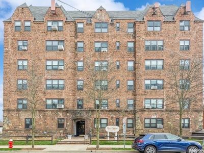 141 Wyckoff Place #4C, Woodmere, NY, 11598