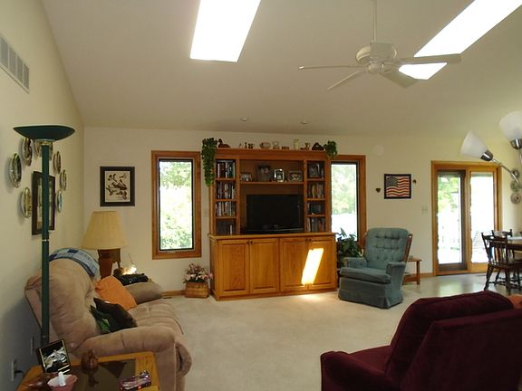 5th image of 1709 Stroble Ave #0