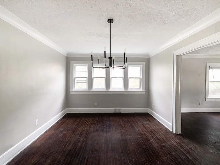 3556 N College Ave — Photo 10