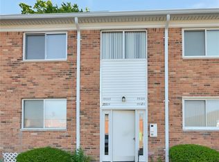 29322 Hoover Rd #322, Warren, MI 48093