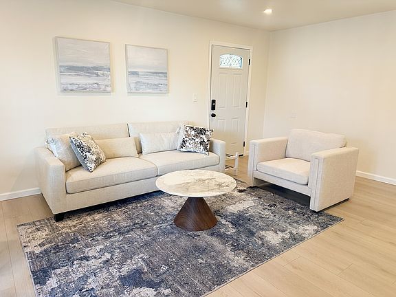 3rd image of 20687-89 Park Cir W #2