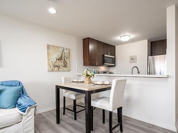 3rd image of 229 50th St APT 16