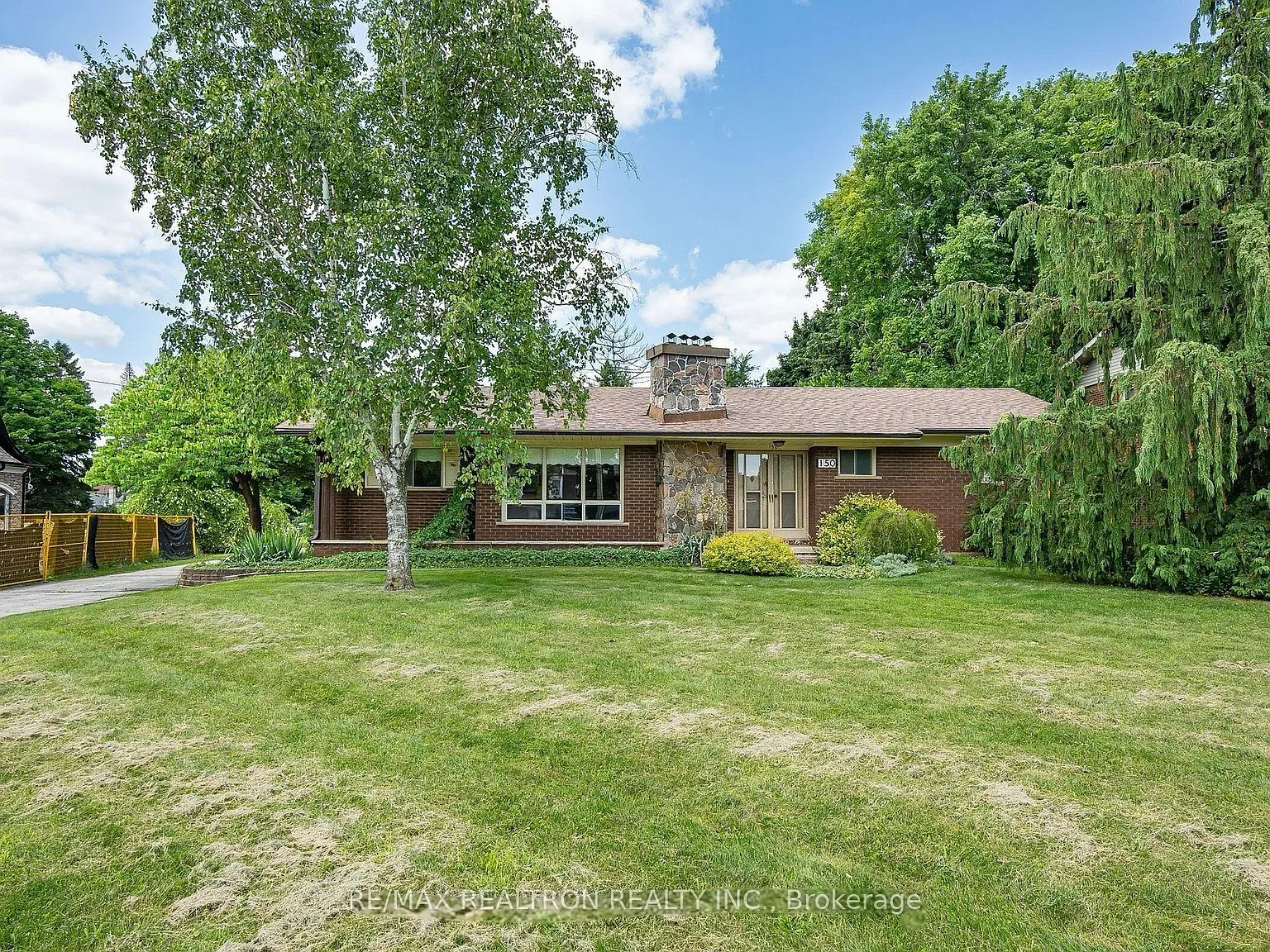 3 bed, $3,300 — Photo 1