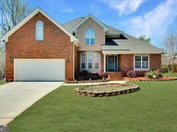 890 Foxhound Dr, Evans, GA 30809