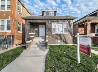 7141 S Artesian Ave, Chicago, IL 60629