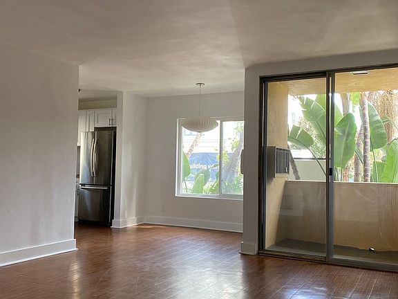 4th image of 1825 N Cherokee Ave #10959647