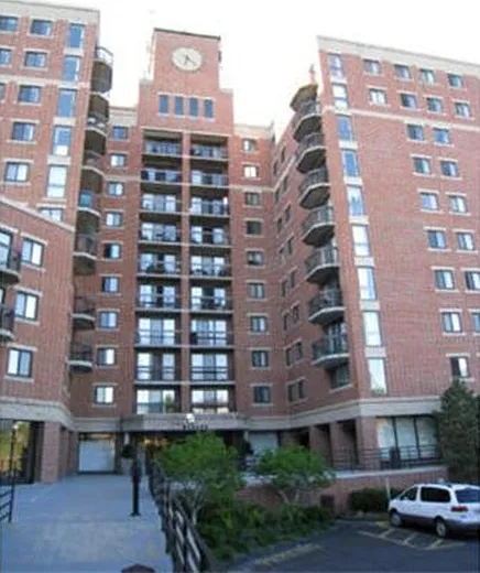 17 N Beacon St #204 — Photo 8