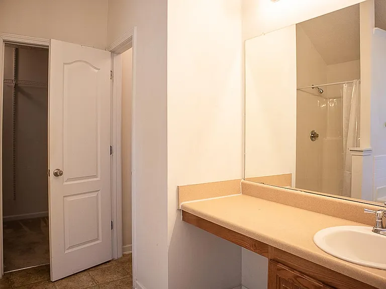 620 Blueangel Dr — Photo 20