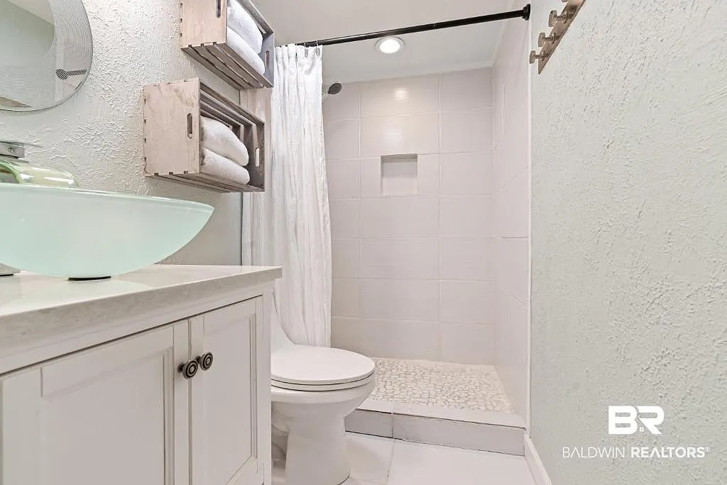 Studio, 1.0 bath, 279 sqft, $1,500 — Photo 4