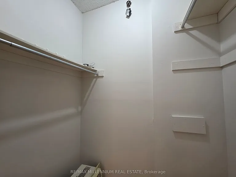 175 Hilda Ave #102 — Photo 40