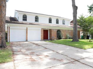 12206 Green Glade Dr, Houston, TX 77099