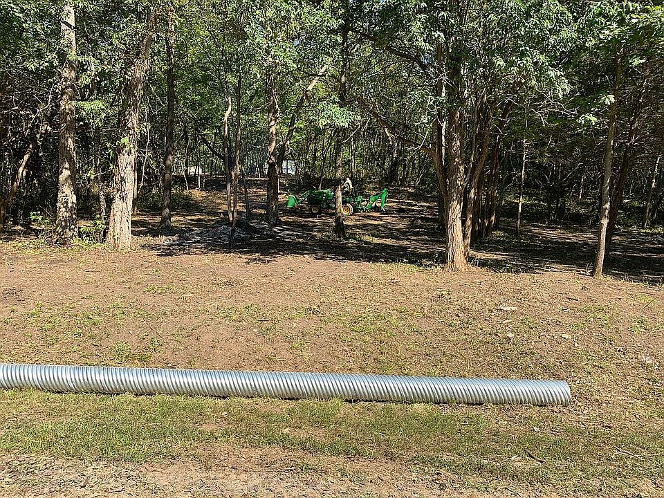 1st image of 22 Oak Knoll Ct
