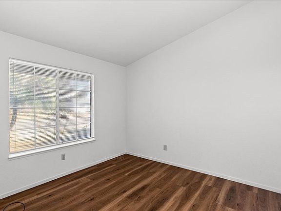 5th image of 12090 Washington Rd