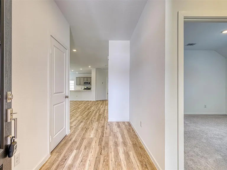5310 Still Meadow Ln — Photo 2