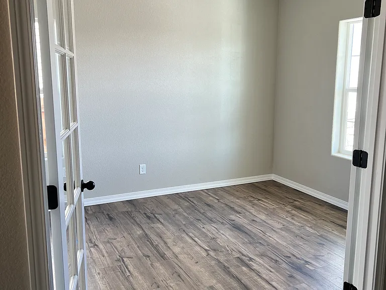 7962 Berwyn Loop — Photo 10
