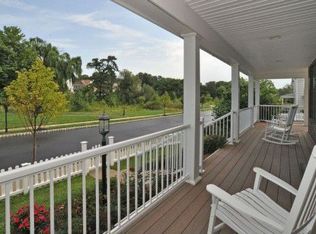 320 Nottingham Pl, Chalfont, PA 18914