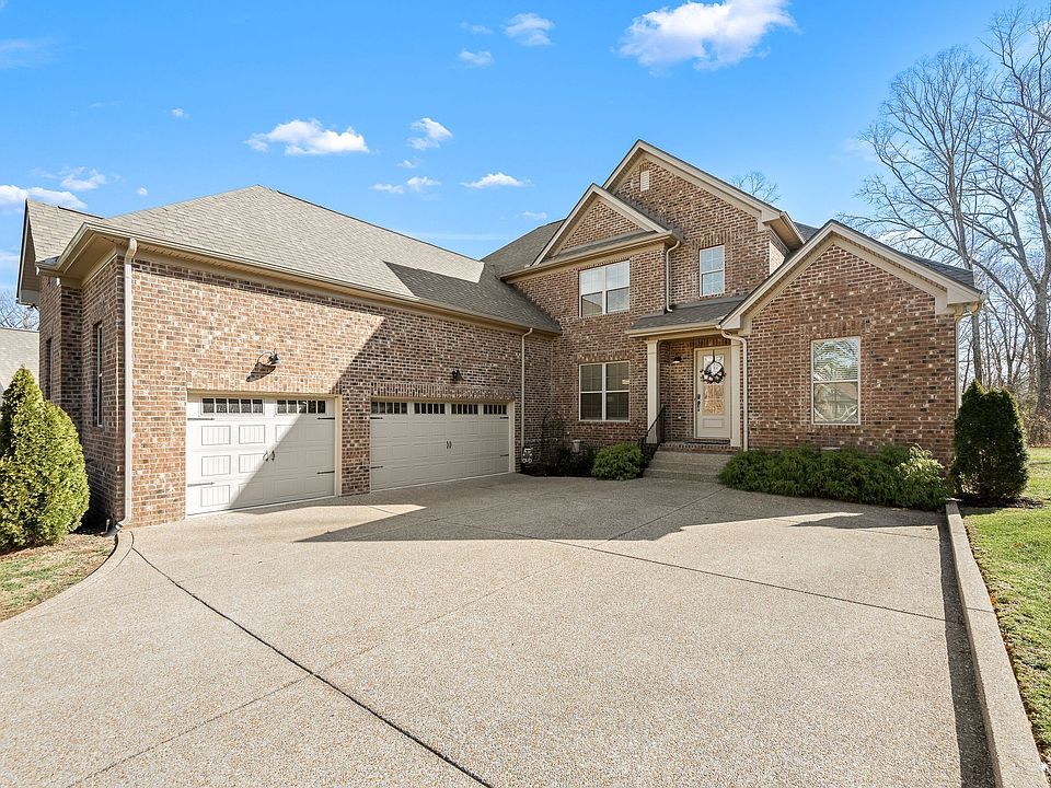 1st image of 120 Watermill Ln